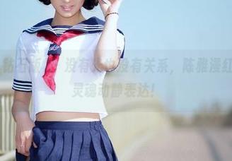 AISS爱丝(钻石版) - 没有光也没有关系，陈雅漫红裙写真通过灵魂动静表达！