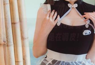 美图如此吸睛，Natsuko夏夏子的透明女仆，分明是在调皮！