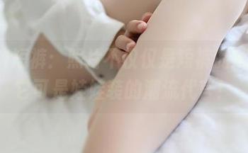ROSI短裤：照片不仅仅是短裤的展示，它可是娃娃装的潮流代言！