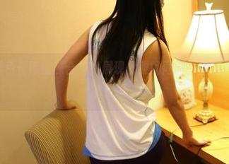 ROSI的黑色长筒丝袜合集，展现优雅的同时，也讲述一种无形的戏谑。
