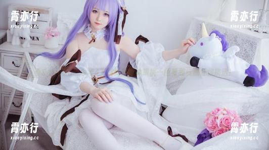 看Sayako＿今年4岁演绎的原神胡桃—图集和资源任你挑选！