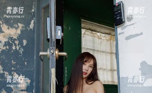 看！Seoyool(서율)如何在教室里变身美图女神，写真必看！