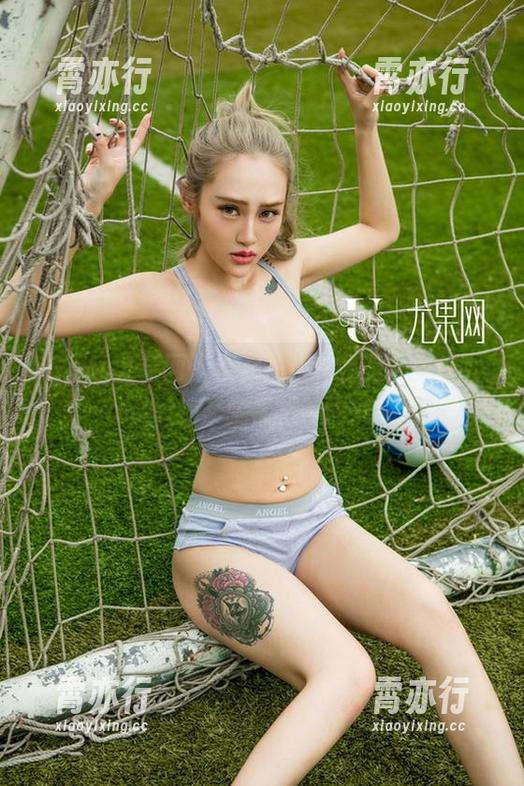 UGirls尤果网-禅叽zankii UGirls尤果网 - 图集一出,坐稳了!禅叽zankii的美腿福利等你来捧!