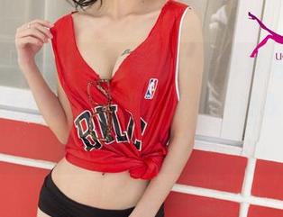 UGirls尤果网 - 唯美画风无出其右，赵伊彤的水手服美图精选，再来一波我也不顶不计较。