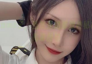 锁定Vams子，当然是她那双神秘棉袜的高清图包