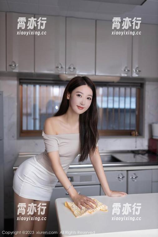 Xiuren秀人网 - 图片更新预警,小海臀Rena的美足再一次挑战我的审美极限,这新的一组好迷人!