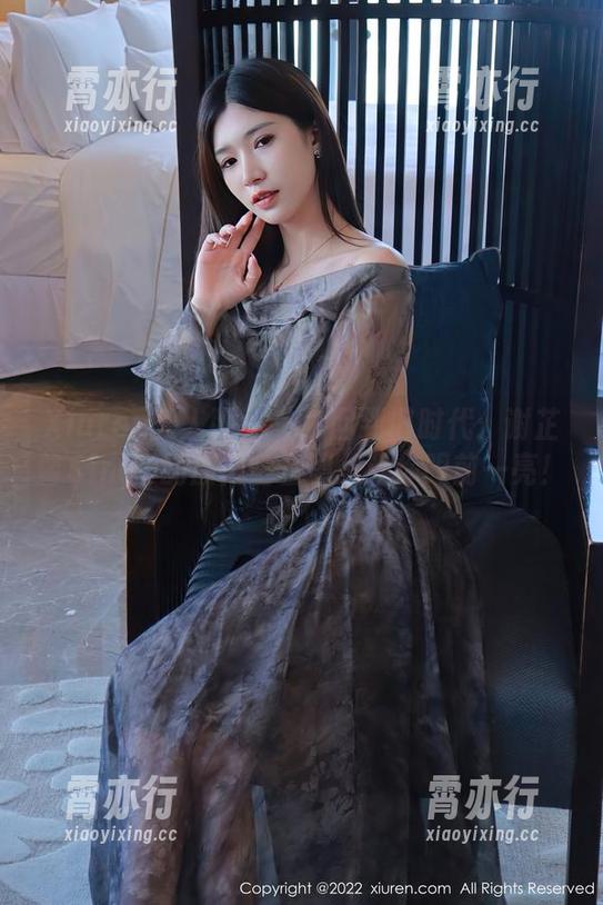 Xiuren秀人网-谢芷馨Sindy Xiuren秀人网 - 一秒回到旧时代:谢芷馨Sindy的旗袍全套图集让你眼前一亮!