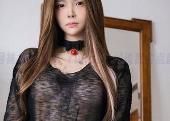 黑色网袜女仆cos：Yuka(유카)说我会点魔法！