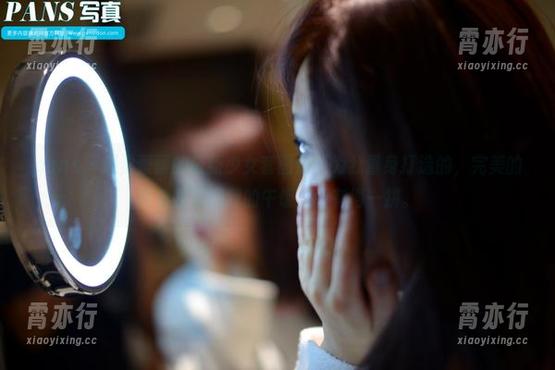 pans-蕾蕾 pans - 感觉蕾蕾的最新少女套图像是为我量身打造的,完美的青春妆容和我的午饭桌面有得一拼。