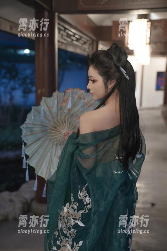 yuuhui玉汇的泳衣写真,原图无滤镜,真得很真实…勇气可嘉