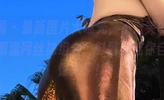 微密圈 - 最新图片大曝光，不爱笑的赛琳的西服渔网丝袜组合，时髦到连你自己都惊呆了！