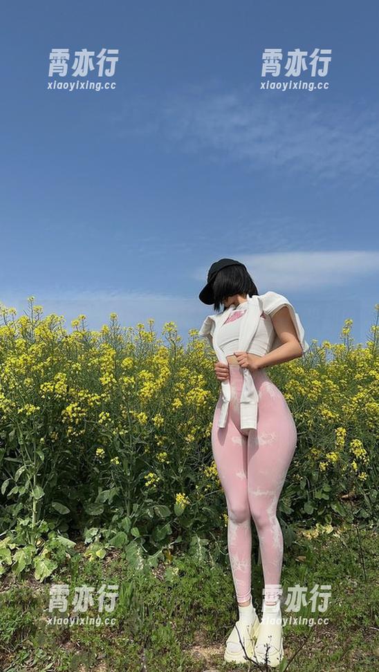 俏妞t 微密圈 - 俏妞t和服写真合集:每一张都像是在酷炫民俗舞台上抽烟花!