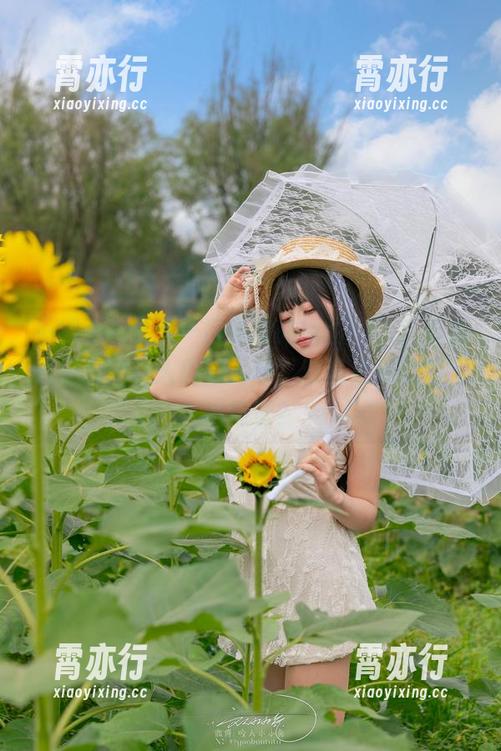 咬一口兔娘 不得不说,咬一口兔娘的原图FF15-希德妮奥拉姆让人联想飞翔,难道是要带我飞出地球?