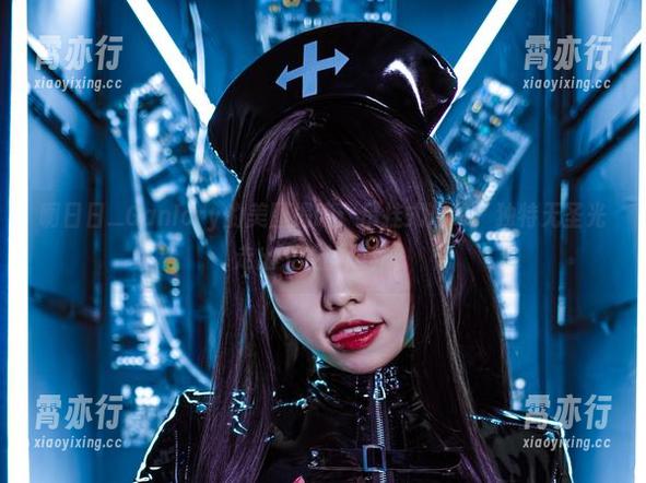 啊日日_Ganlory 啊日日_Ganlory的美图揭晓:吊挂式后辈,独特无圣光走出个性的边界。