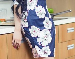 头条女神 - 这是个很奇特的组合，火儿的体操服作品图包，让人不知不觉停留了好久。