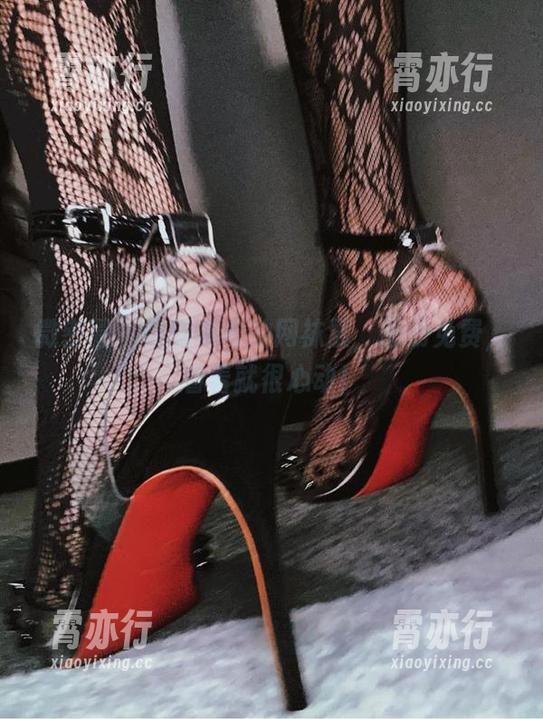 奈斯希希 微密圈 - 奈斯希希的网袜展,图册免费,看着就很心动!