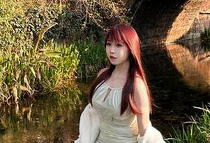 宝儿mysterial的图集：足下留情，这美脚让人想多看几眼