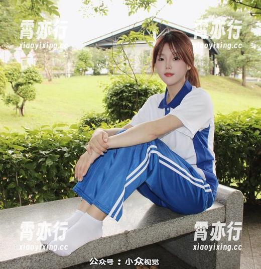 小众视觉-珂老师 小众视觉 - 珂老师的旗袍美图合集:在衣摆的摇曳中找不到自我