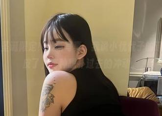 微密圈 - 圣诞限定！最新写真，我说小优优子的造型也太俏皮了，有种想扑过去的冲动。
