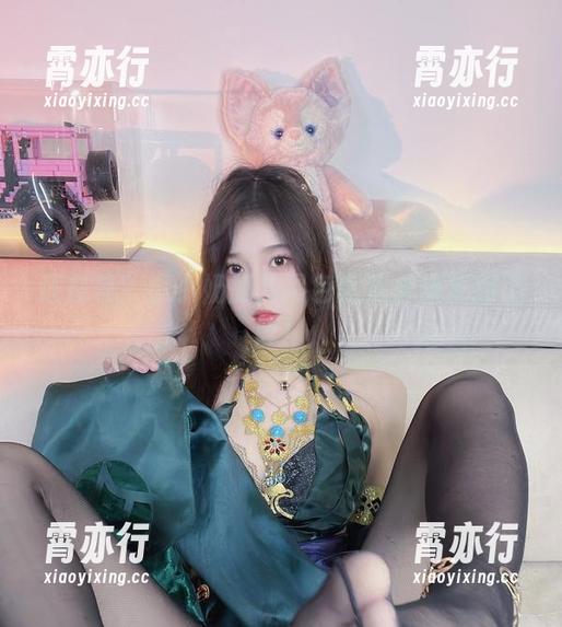 还在等？小小奶瓶儿黑色高清合集直接上阵！