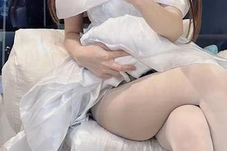 微密圈 - 小萌子天台套图：这一刻，我也是全场最潮的空气植物！