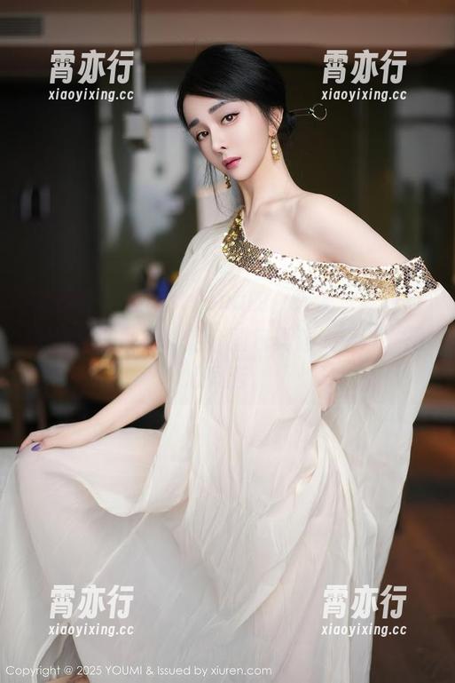 尤蜜荟-娜露selena 尤蜜荟 - 娜露selena的“天使”美图,超出你的期待!这个图包真让人着迷,用心良苦。