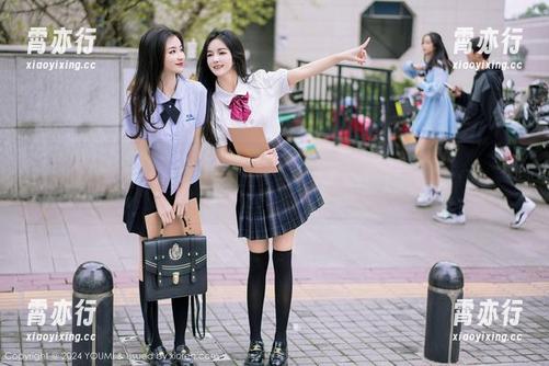 尤蜜荟 - 张思允Nice最新套图，女友状态真是百变风华，仿佛无时无刻不在发光。