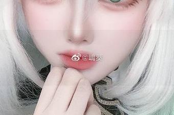 观看嶋葵的裤里丝，图片中闪烁着捉摸不定的诱惑，嘿嘿。