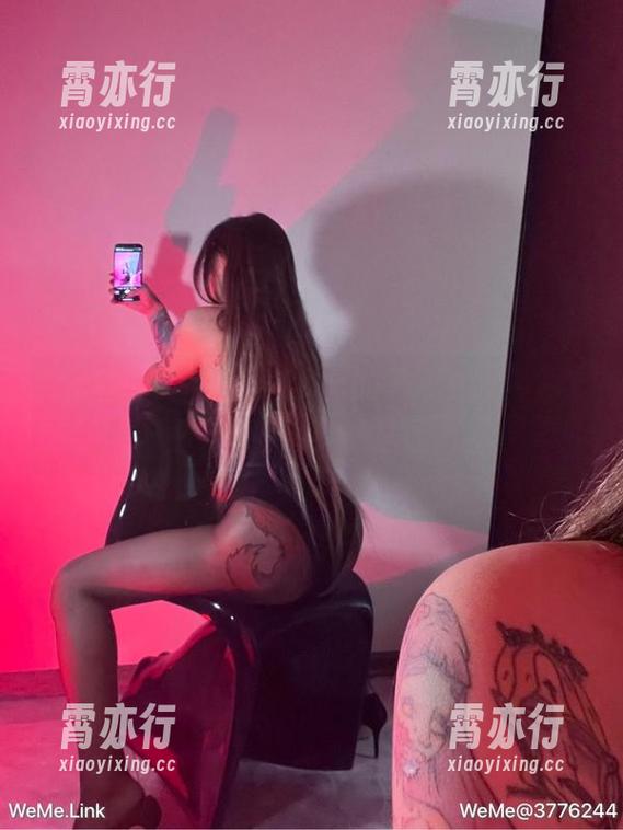 希希Gina 微密圈 - 来自希希Gina的最新女神图片,真实又不真实的尴尬。