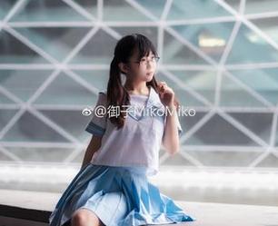 一张图片的秘密，御子Yumiko的私拍留下了微妙的气息