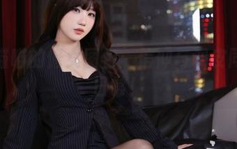 无影喵喵的修女图包：信仰与调皮同行的日常！