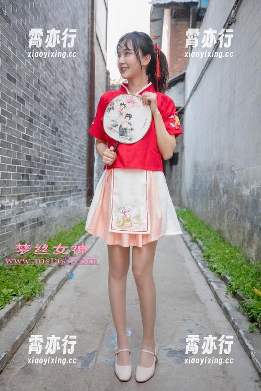 梦丝女神-灵唯 梦丝女神 - 校园写真,灵唯的照片,让我们重新品味那些甜蜜又苦涩的课间!