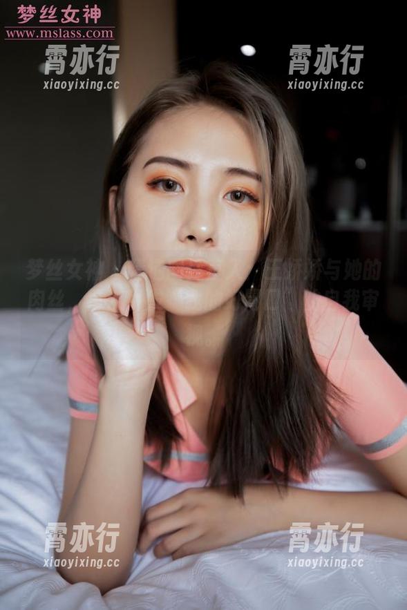 梦丝女神 - 精选图库直入：王娇娇与她的肉丝，再次引发“我的好胃口”的自我审视。