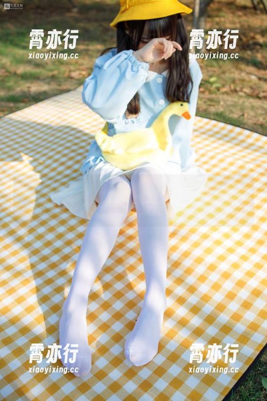 森萝财团-小香 森萝财团 - 小香成了“鬼”?无圣光室内K白丝少女图包,反逻辑的美感。