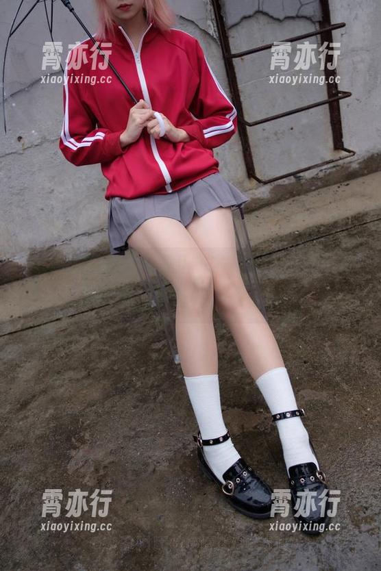 森萝财团 森萝财团的新一波儿来啦,全套白丝,户外时光,准备好下载了吗?