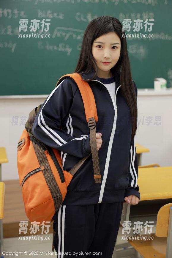 模范学院 - 圣诞?不,其实是SiByl李思宁的写真在开派对