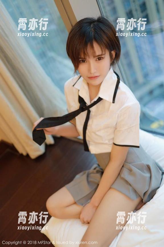 模范学院 - 最新登场，白子嫣nicky和那件白衬衫，哎呀，我需要一杯水！