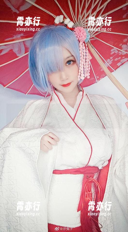 汐兔子 这组汐兔子熊猫兔的写真,照片里每一帧都在提醒我不要逃避兔子的温柔。