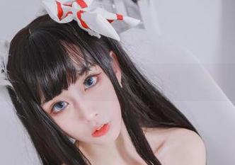 清颜真德秀：只想在厨房里偷吃，但美图指引她成了网红！
