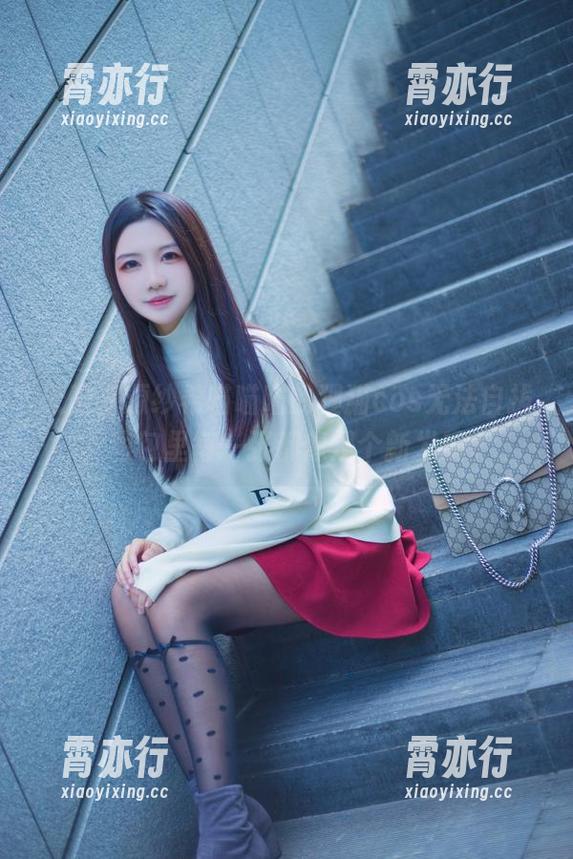 源纱希喵喵喵 天啦,源纱希喵喵喵的狸猫cos无法自拔,图包里每一张都像是个新发现。