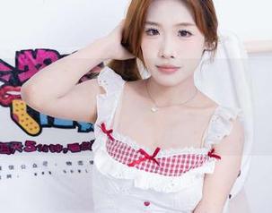 物恋传媒 - 在泳装里，婷婷竟然成了我的福利女神！