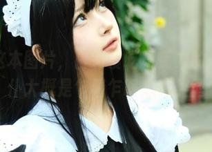 翻开这本图片，白莉爱吃巧克力的蕾姆女仆大概是乍看乍暖心的类型
