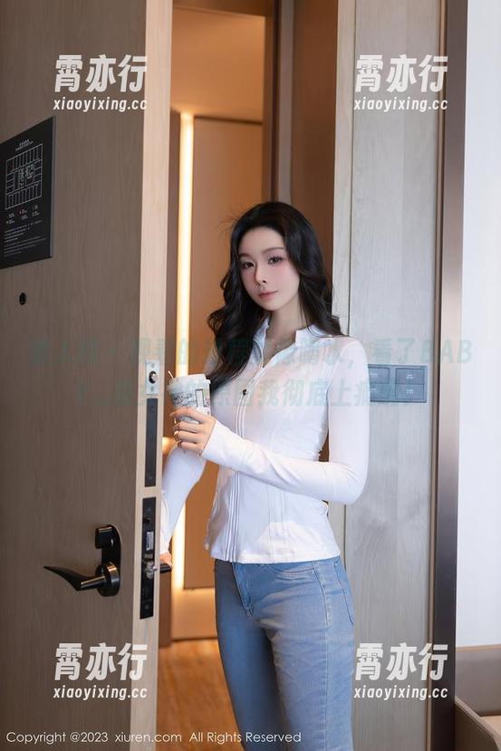 秀人网 - 观看的过程就像喝水，看了BABY_柒女神的原图我彻底上瘾啦！