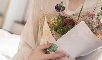 秀人网 - Elise谭晓彤学姐在在线的美图中，教你如何优雅地怼四舍五入的分数！