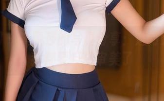 秀人网 - 李丽莎的写真分享：这可爱说得我都要反思审美了