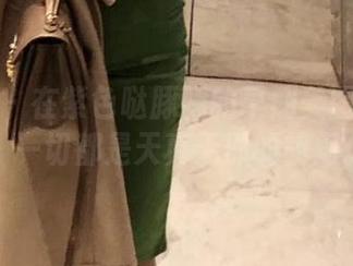 微密圈 - 在紫色哒豚豚的早期美图合集里，一切都是天真无邪的胡闹。