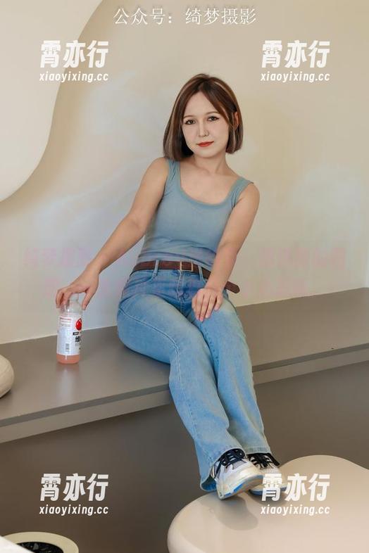 绮梦摄影-Aubrey 绮梦摄影 - Aubrey送给你:精选版的图册,一套照片里藏着几个小心思呢。