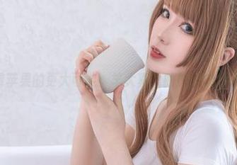 大凤毒苹果的更大可能：羊大真人的原创COS挑战！
