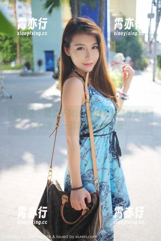 美媛馆 - 糯美子Mini的日常流露出些许不确定——这样也行做套图!
