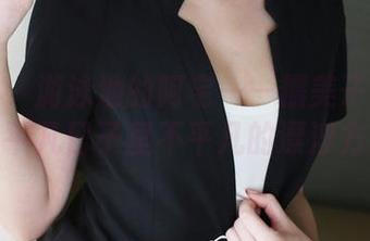 美媛馆 - 游泳池的阿宅——糯美子在线原图，平凡日子里不平凡的漂浮方式。